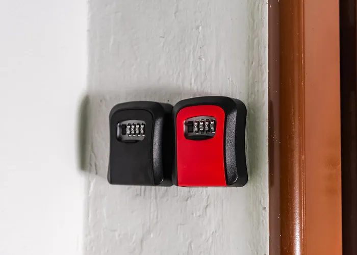 Apartament Warm Corner Comfort By Pikhost Tirana