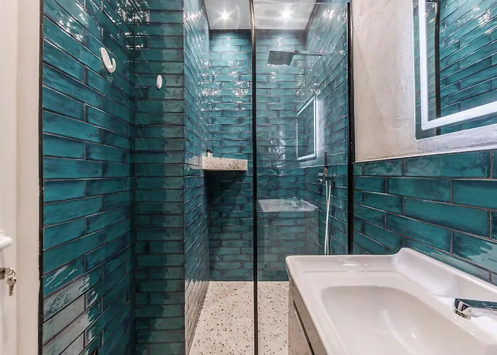 Warm Corner Comfort By Pikhost * Tirana